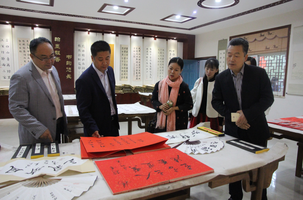 郑州市美育示范校检查组莅临闫垌小学指导工作