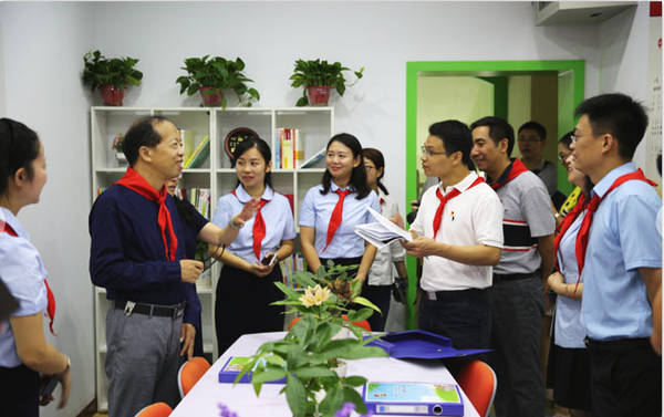 重庆:江北区首个少先队名师工作室在新村实验小学设立